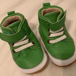 Green Monkeyfeet Newborn Hightops (0-3 months)